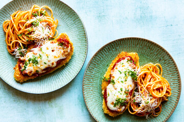 Chicken with tomato spaghetti pasta