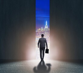 Obraz premium Businessman walking towards his ambition