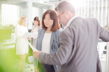 Fototapeta premium Business people talking in office