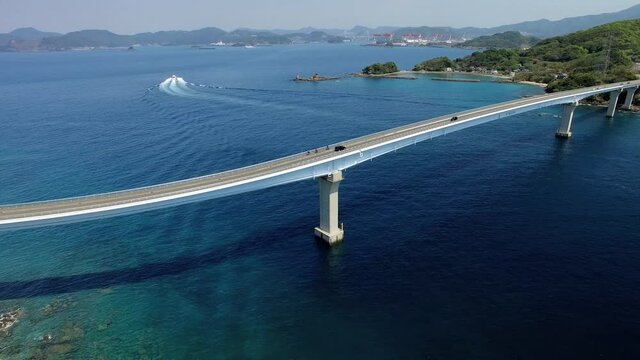 長崎県に架る伊王島大橋、上空から見た伊王島大橋、