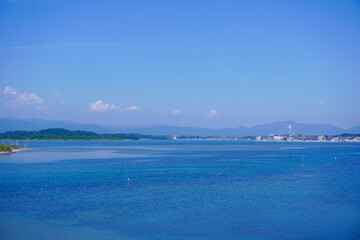 Fototapeta na wymiar 美しく青い湾の風景、福島県相馬市松川浦
