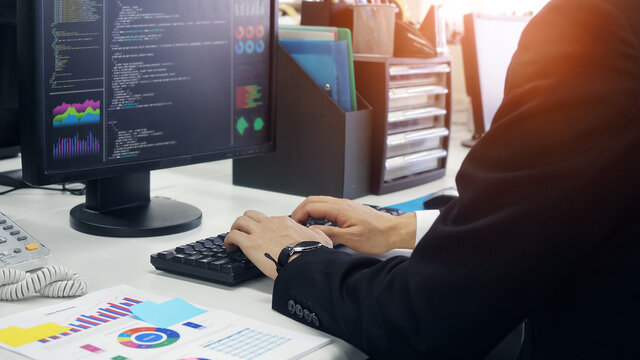 プログラミング　プログラマー