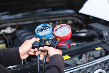 Car air conditioner check service, leak detection, fill refrigerant.Device and meter liquid cooling...