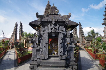 インドネシア　バリ島　世界遺産ウルン・ダヌ・バトゥール寺院