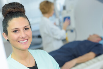 Obraz premium young medical examiner posing