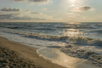 Golden sunset over the beach in Los Angeles	
