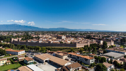 Fototapeta na wymiar Cittadella: walled city in the Veneto region