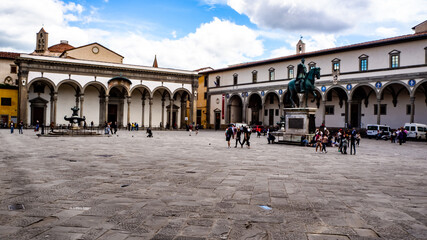Fototapeta na wymiar Piazza Santissima Annunziata, Firenze Glimpse of Piazza Santissima Annunziata, Florence