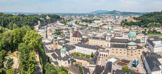 Fototapeta na wymiar Salzburg Blick von der Festung