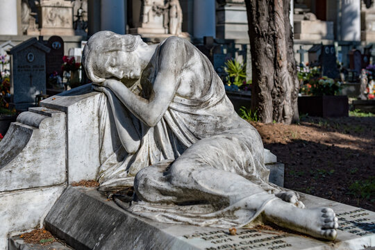 Italy. Liguria. Genoa. Statue at Staglieno monumental cemetery