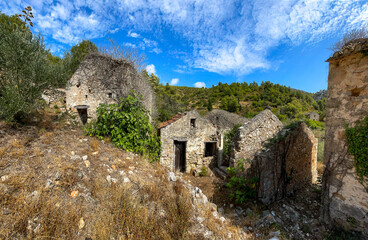 Broken down and abandoned houses in the village of Malo Grablje on the island of Hvar, Croatia. - obrazy, fototapety, plakaty