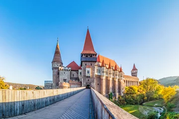Foto op Canvas Middeleeuws Hunyad Corvin-kasteel in de regio van Transsylvanië, Roemenië © perekotypole