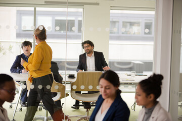 Enthusiastic business people working together in relax zone