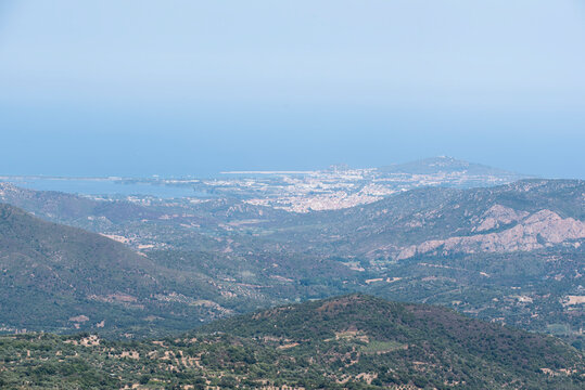 Das Hochland von Sardinien mit den D&ouml;rfern Ulassai, Gairo und Lanusei ist ein beeindruckendes Kletterparadies mit den Bergen.