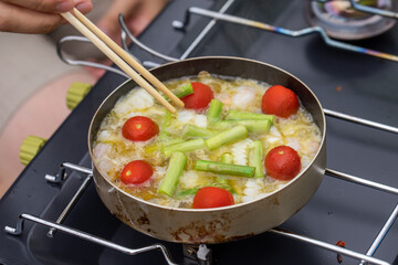 アヒージョ　キャンプ飯　外で過ごす休日　おうちじかん　にんにく料理　おそとごはん