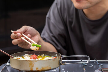 アヒージョ　キャンプ飯　外で過ごす休日　おうちじかん　にんにく料理　おそとごはん