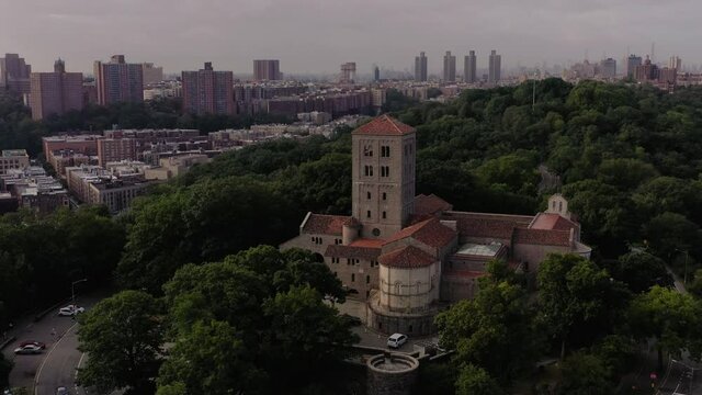 Short level counterclockwise level orbit of The Cloisters museum in Upper Manhattan NYC