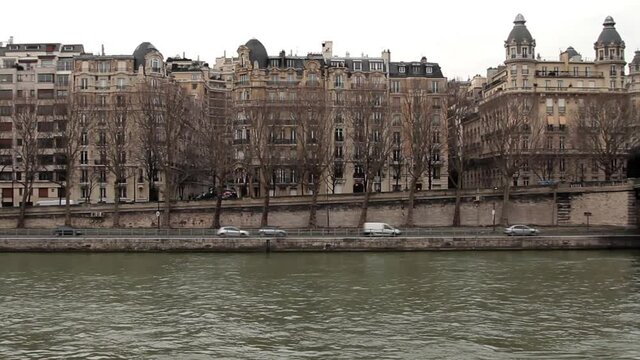 フランス パリ（セーヌ川ほとり）