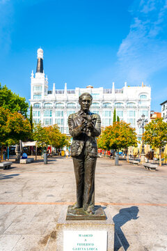 Federico Garc&iacute;a Lorca statue, in "Santa Ana" square. Madrid city (Spain)