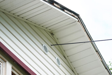 production of external ventilation of a frame house © enskanto