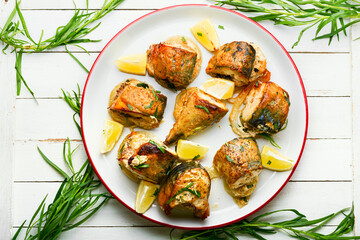 Baked scomber on onion pillow, seafood