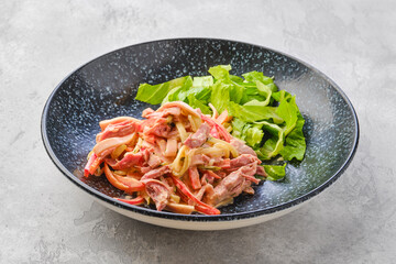 Salad with pulled beef