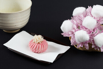 和菓子　着せ綿（きせわた）