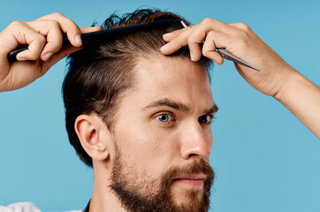 Obraz premium bearded man barbershop haircut fashion Job