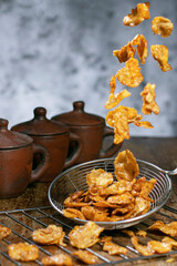 cookies with nuts and raisins