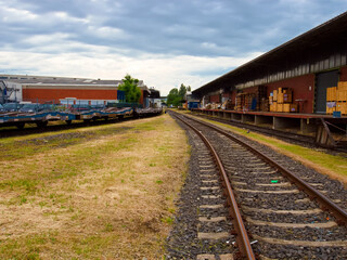 Fototapeta na wymiar Gleise einer Industriebahn in Frankfurt Fechenheim