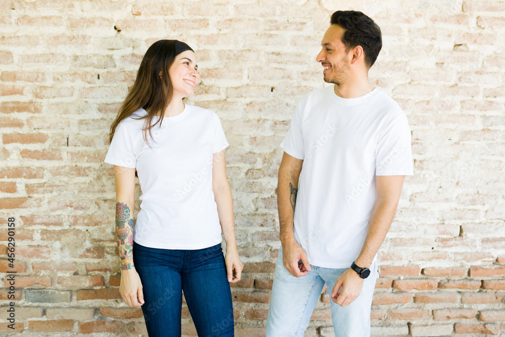 Wall mural boyfriend and girlfriend with matching t-shirts