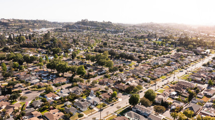 Afternoon aerial view of suburban Alhambra, California, USA. - obrazy, fototapety, plakaty