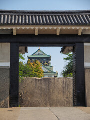 大阪城天守閣と蛸石