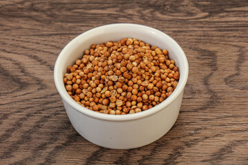 Coriander seeds in the bowl