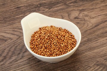 Coriander seeds in the bowl