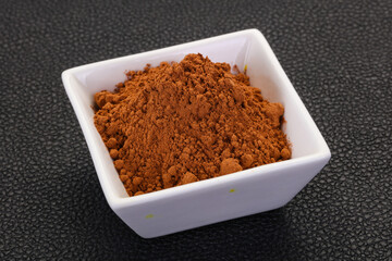 Cocoa powder in the bowl
