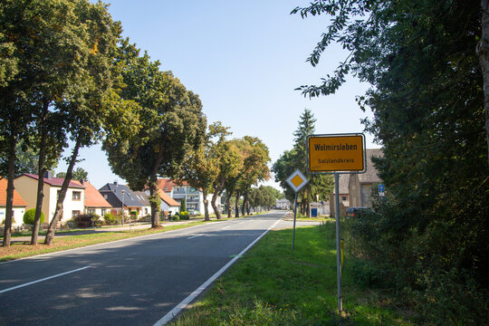 Ortseingang Wolmirsleben, Salzlandkreis, Gemeinde, Deutschland