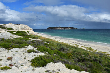 beach and rocks hamelin bay western australia