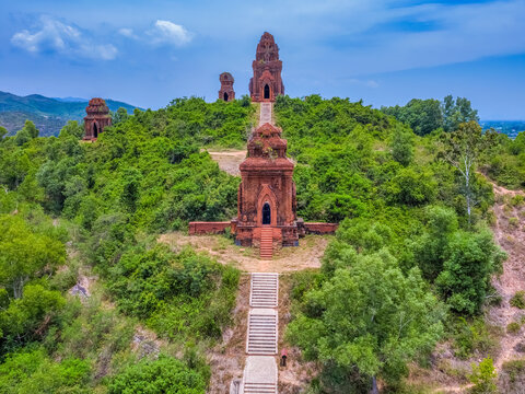 Banh It or Yang Mtian champa tower, Tuy Phuoc, Bình Dinh, Vietnam