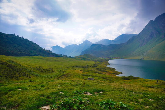 Lago Cadagno e Lago Ritom, Alpi Svizzere, Piora, Ticino, Leventina