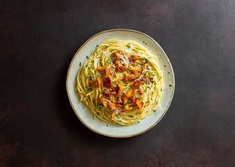 Pasta spaghetti with mushrooms chanterelle and parmesan cheese. Healthy eating. Vegetarian food. Italian food.