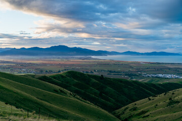 Obraz premium landscape with mountains and sea
