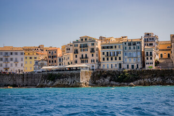 La vieille ville de Corfou vu depuis la mer