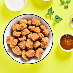 Crispy fried breaded chicken bites