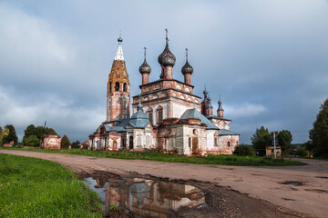 Fototapeta na wymiar The Church of the Beheading of John the Baptist, the village Parskoe. Ivanovo region, Russia