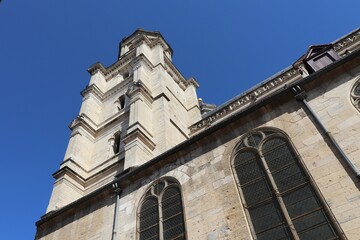 Fototapeta na wymiar L'eglise catholique Saint Michel, vue de l'exterieur, ville de Dijon, departement de la Cote d'Or, France