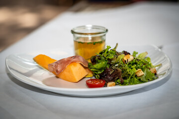 Essen / Meal / Hochzeitsessen / Veranstaltung / Fleisch / Mittagessen / Abendessen / Restaurant