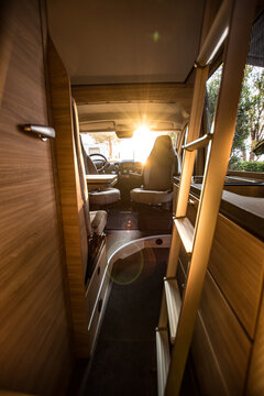 Wohnmobil Interieur / Knaus Boxstar bei Sonnenuntergang
