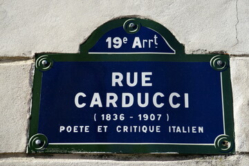 Rue Carducci. (1836-19à7) Poète et critique italien. Plaque de nom de rue. Paris. - obrazy, fototapety, plakaty