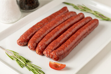 Frische Merguez Bratwürstchen / Lamm Bratwürstchen